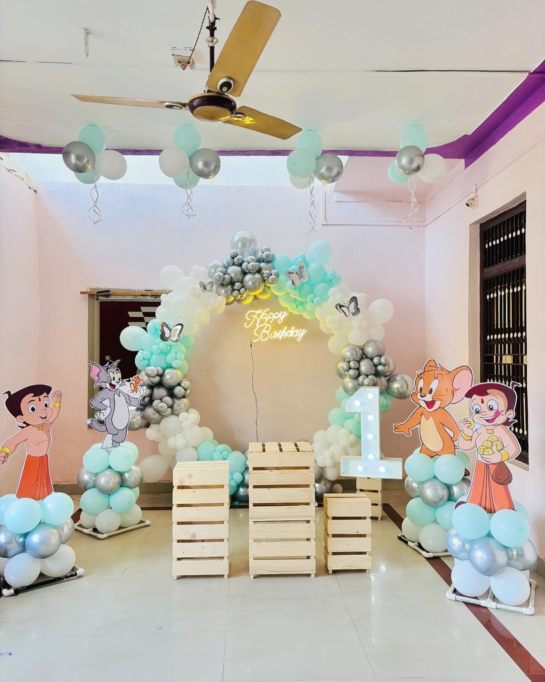 stage balloon decoration for birthday